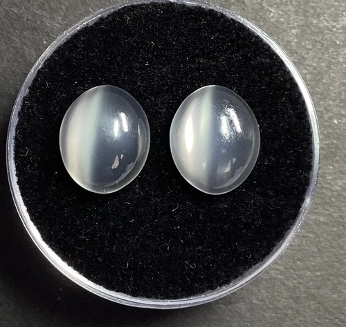 Lot of 2 Oval White Cats eye Moonstone Cabochons Pair 12x10mm 8 Carats #102