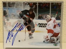 Andrew Ladd Signed Chicago Blackhawks 8x10 Photo LOF 2