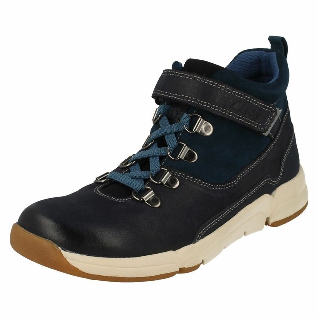 clarks cloud air kid