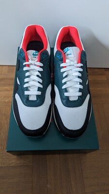 Nike x LeBron Air Max 1 Liverpool