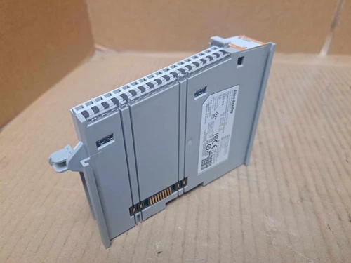 1PC New Sealed Allen Bradley 5069-IY4 Input Module US Stock - Picture 1 of 1