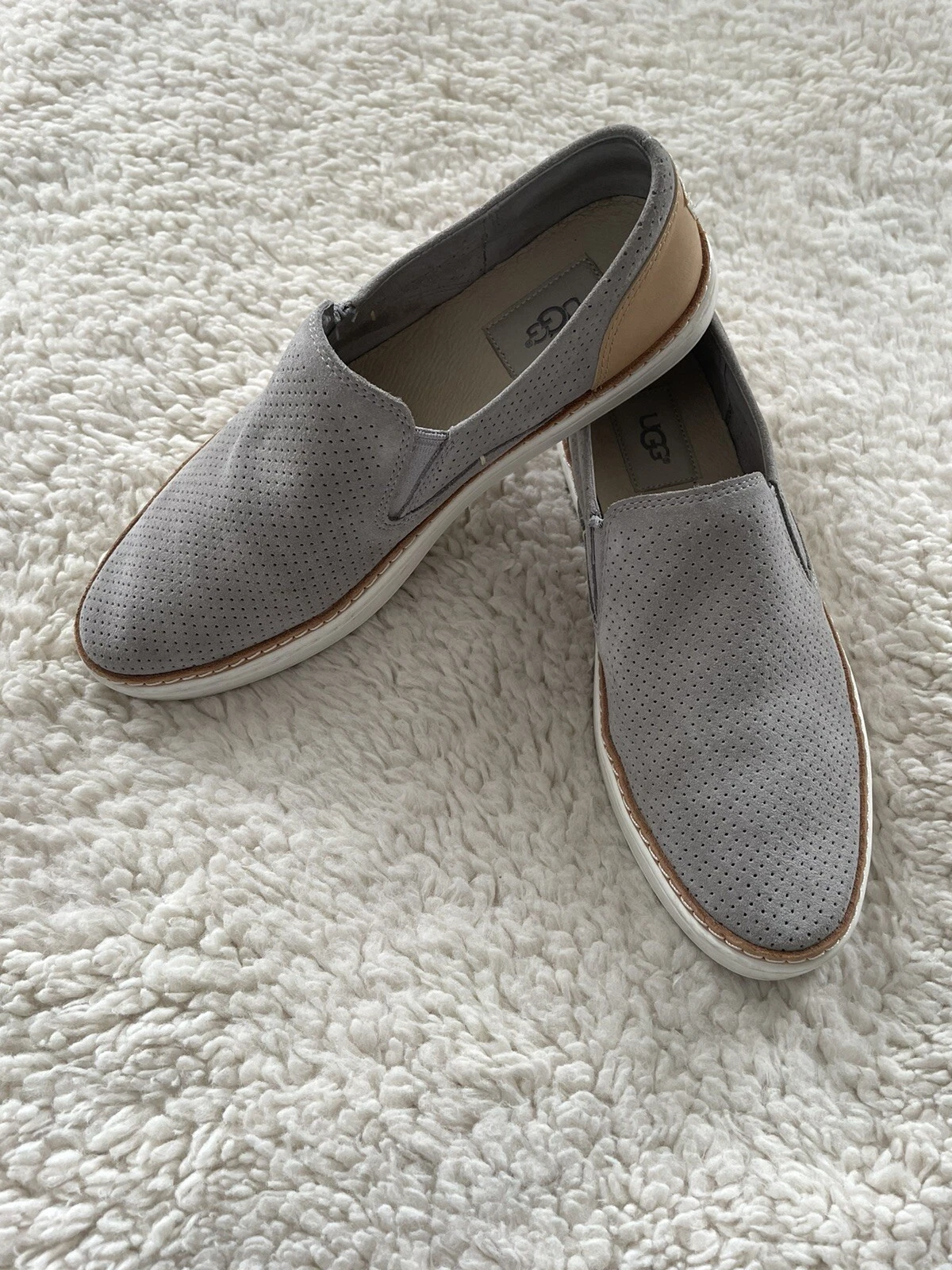 UGG S N 1018375 Adley scarpe slip on pelle scamosciata grigie donna taglia 7 5 grigie