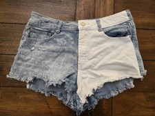 Sincerely Jules Denim Cutoffs Women Size 9/29 Blue Distressed Frayed High Rise