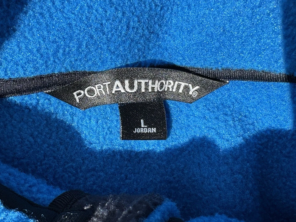 Флис и жилет Apple для профессионального обучения и развития корпоративного выпуска большого размера - Изображение 3 из 4