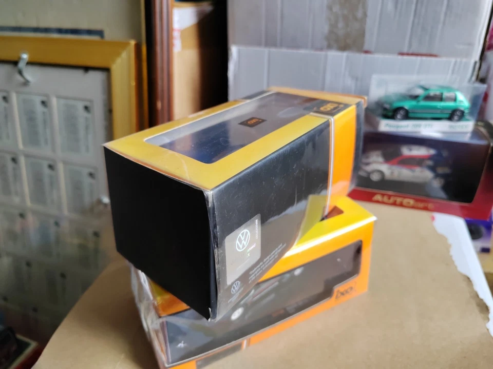 1/43 Modelo en caja Ixo Clc499n VW Golf Mk2 GTi 1984 Foto 4 de 4