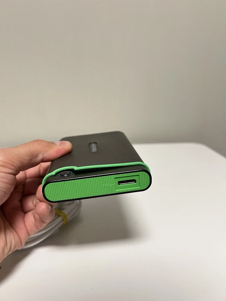 Transcend 1TB StoreJet USB 3.0 Portable HD Anti-Shock Military Drop Test - Image 2 of 4