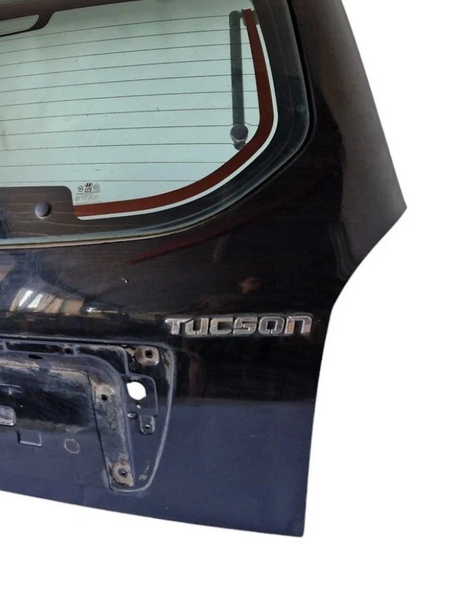 Placa de identificación "TUCSON" 86310-2E000 para Hyundai Tucson 2005-2009 Foto 2 de 3