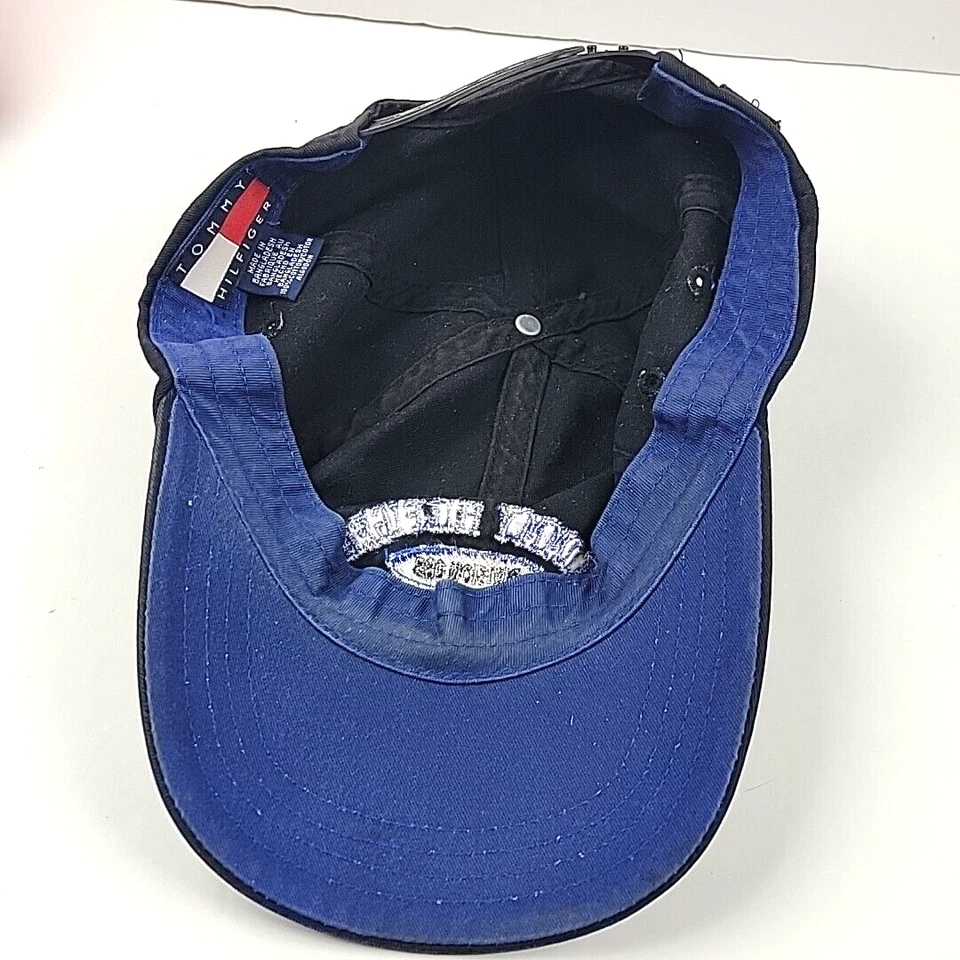 De colección Tommy Hilfiger Atletismo Snapback Gorra de Béisbol División 088 Gorra Negra Foto 4 de 4