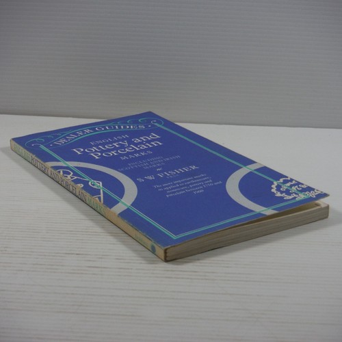 English Pottery and Porcelain Marks by S W Fisher Scottish and Irish Marks PB - Picture 9 of 10