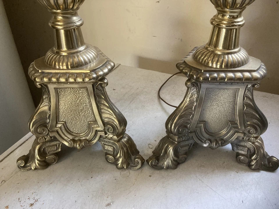 "Par tradicional vintage de lámparas de columna de latón pesado bases ornamentadas 40"" necesita sombra" Foto 4 de 4