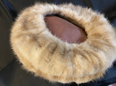 Stix, Baer & Fuller Vintage Women\'s French Mink Fur Hat $_57.JPG?set_id=8800005007 main image 2