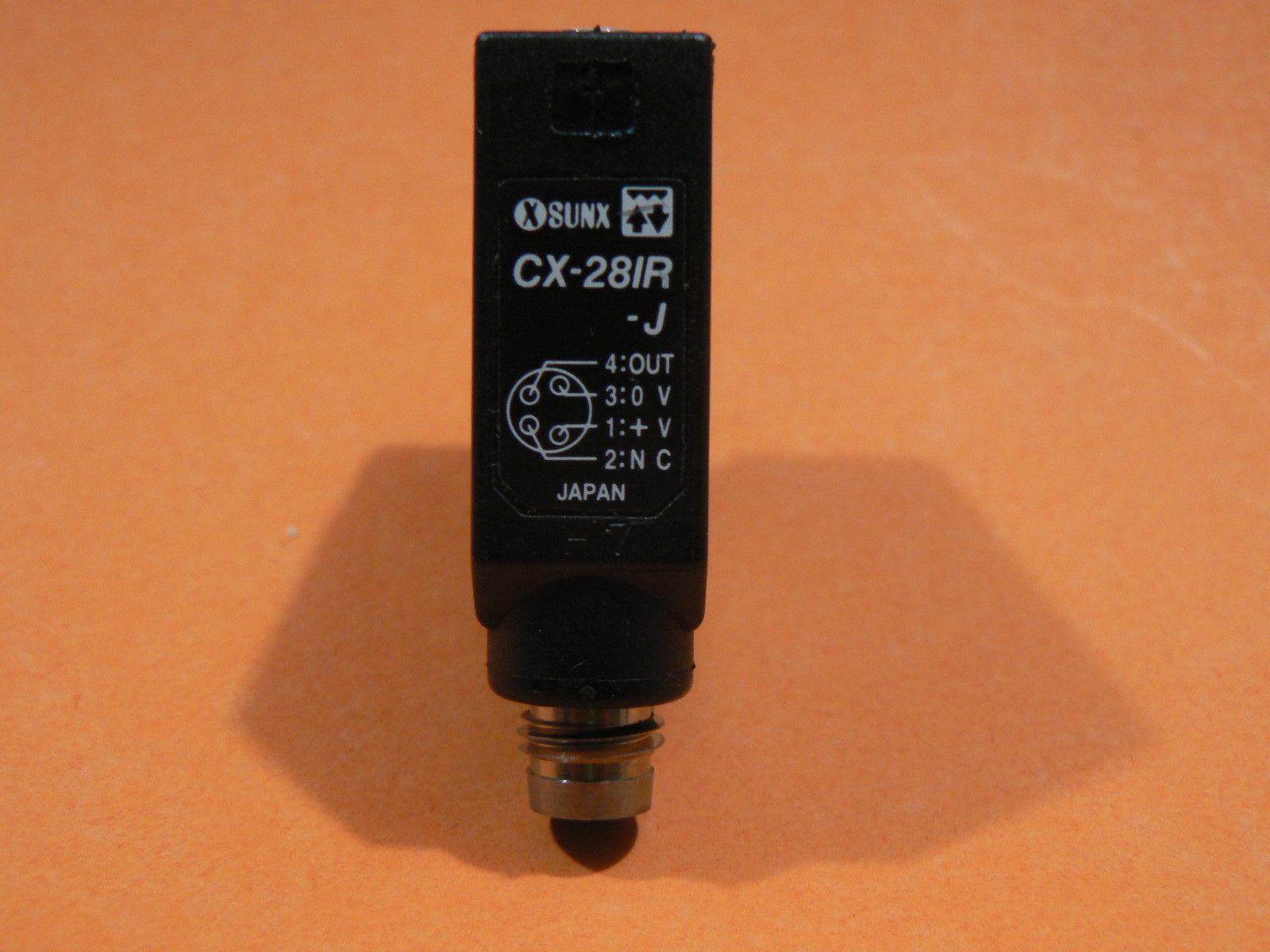 PANASONIC SUNX CX-28IR-J AMPLIFIER BUILT-IN COMPACT GEN-PUR PHOTOELECTRIC SENSOR