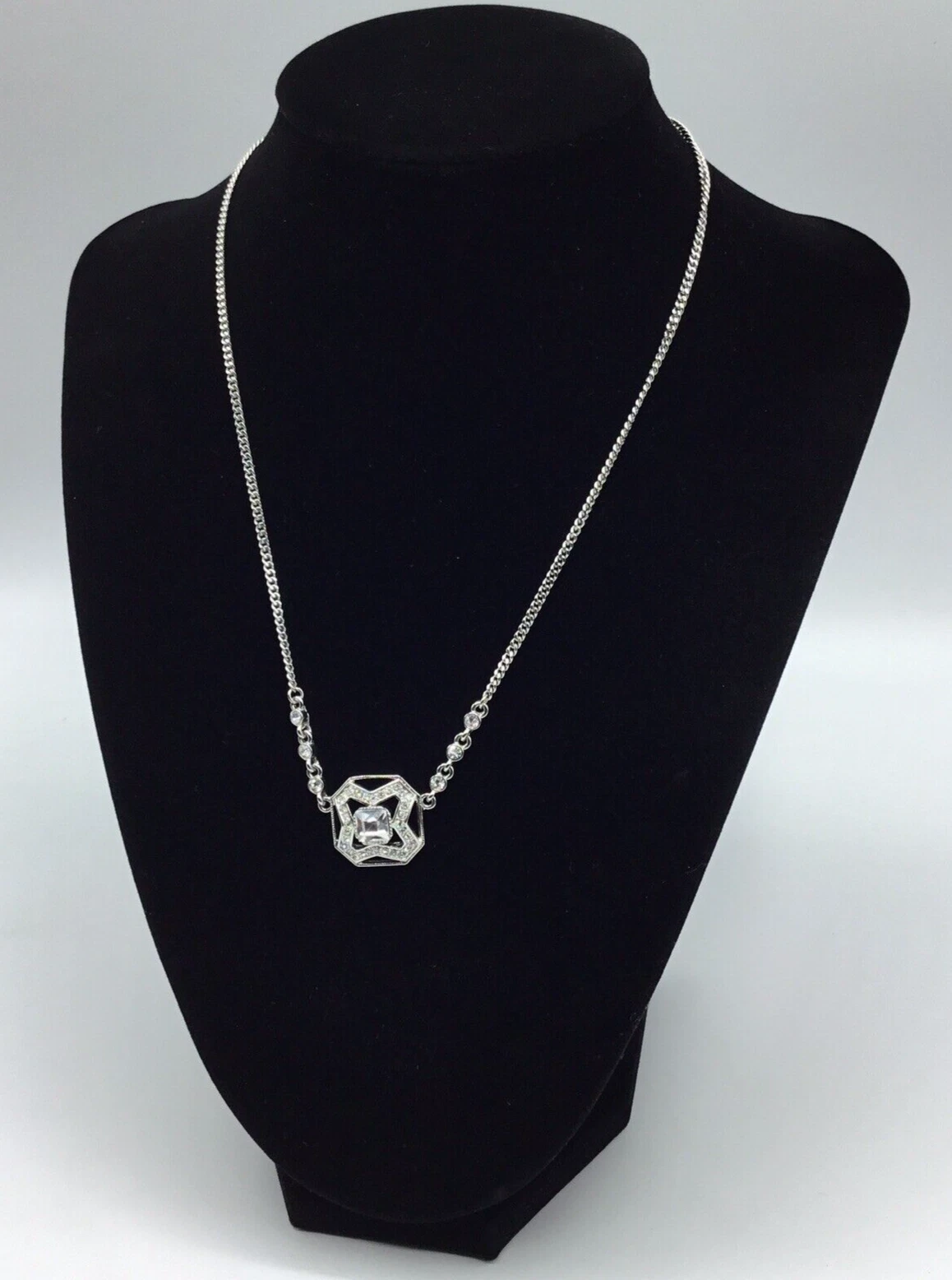 Collana Ciondolo Givenchy Cristalli Tono Argento