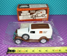 ERTL 1932 Panel Truck 6 Diecast Coin Bank 1:25 Scale Made In USA