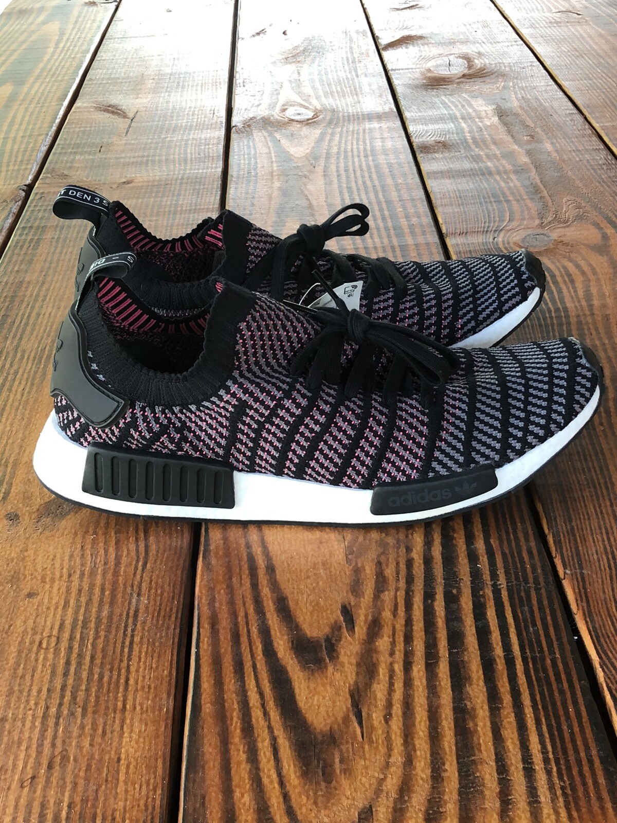 nmd_r1 stlt