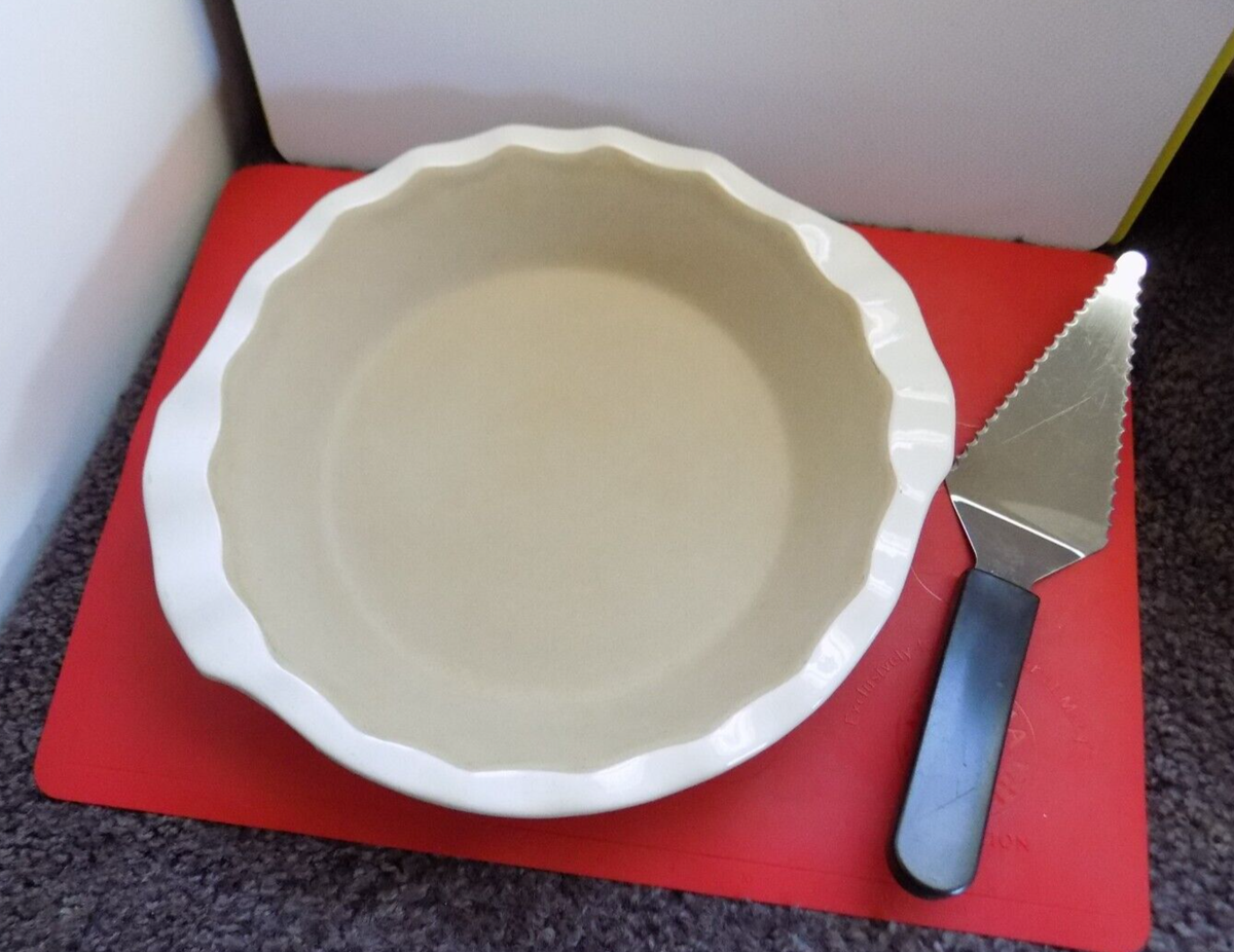 Pampered Chef Stoneware 9