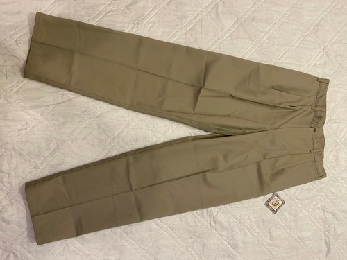 Farah stain free Khaki pants 32/32 nwt 