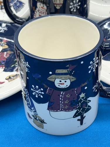 Snow Friends Collection by Nicholas Square 4pcs. Mugs and 4pcs. 7.75" plates - Picture 3 of 8