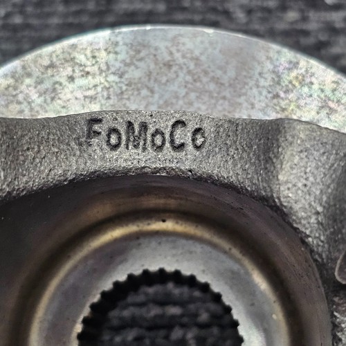 FoMoCo O1N7 Trans Differential End Yoke Rear Replacement 1.65" Bore Spline - Picture 2 of 7