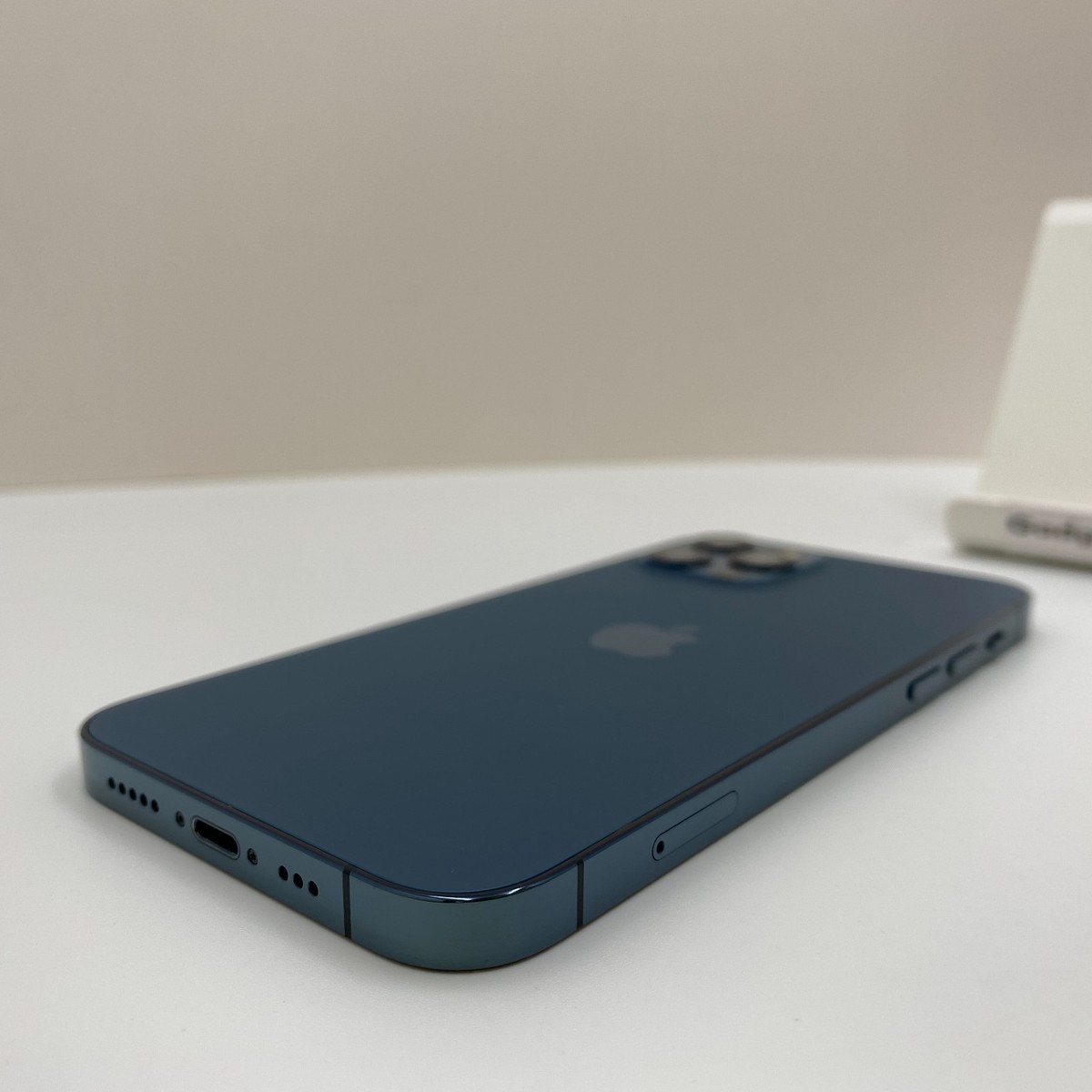 Apple iPhone 12 Pro - 512GB Pacific Blue (Unlocked) - Good