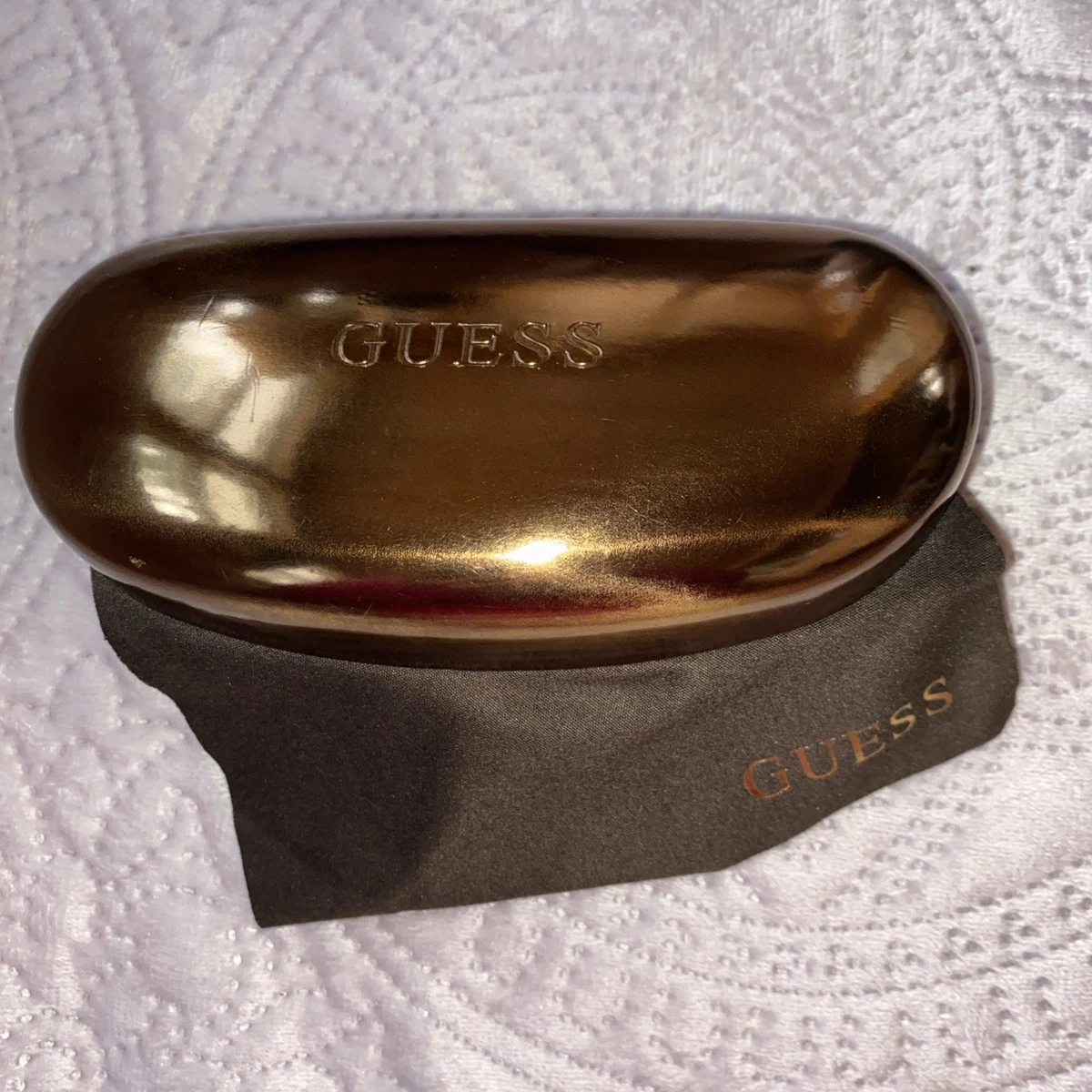 GUESS Gold Eyeglass Cases & Storage Sunglasses for sale | eBay display picture 2