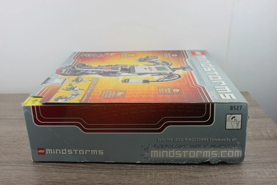 LEGO Mindstorms Nxt 8527 100% Complete In Box - OPEN BOX *READ* Pieces Sealed - Image 4 of 4