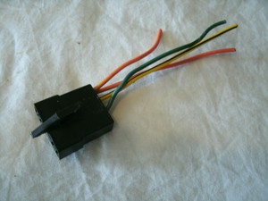 Original GM Four Pin Terminal End Wire Harness Connector Radio, Heater