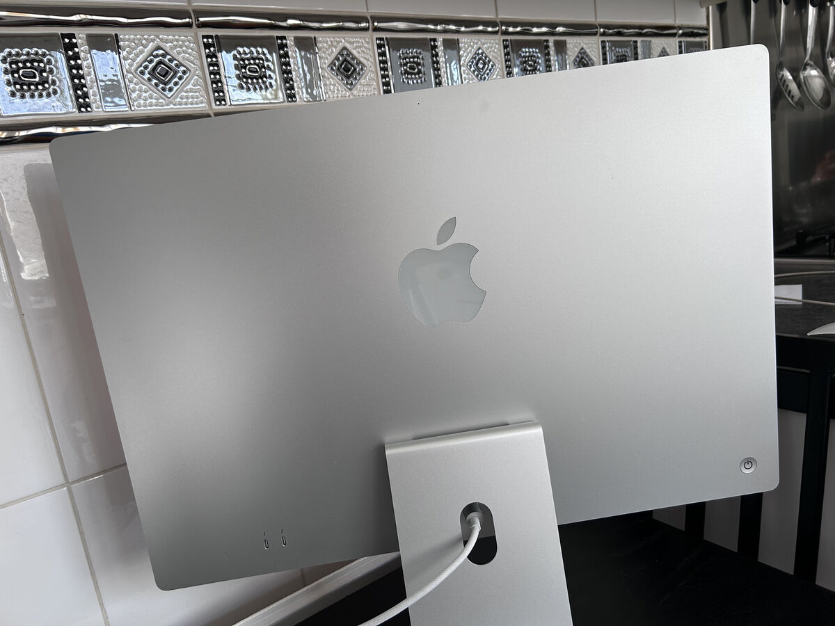 Apple iMac 24 Apple iMac 24