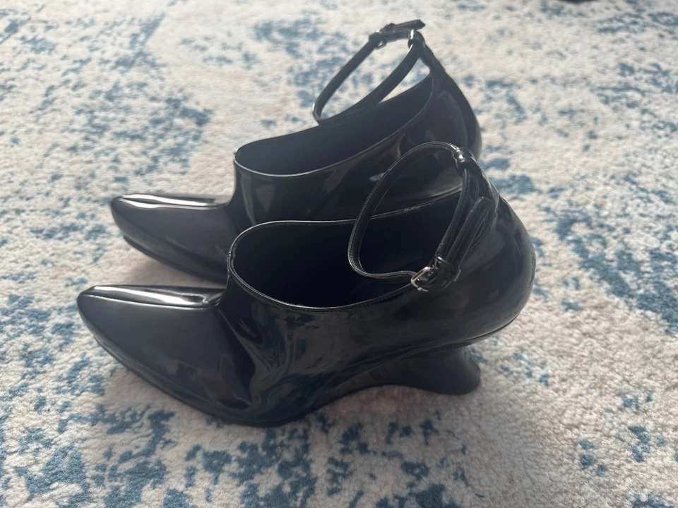 Sportmax женщин лодыжки надежном остроконечный носок лакированная кожа на танкетке каблук туфли размер 9 - Изображение 4 из 4