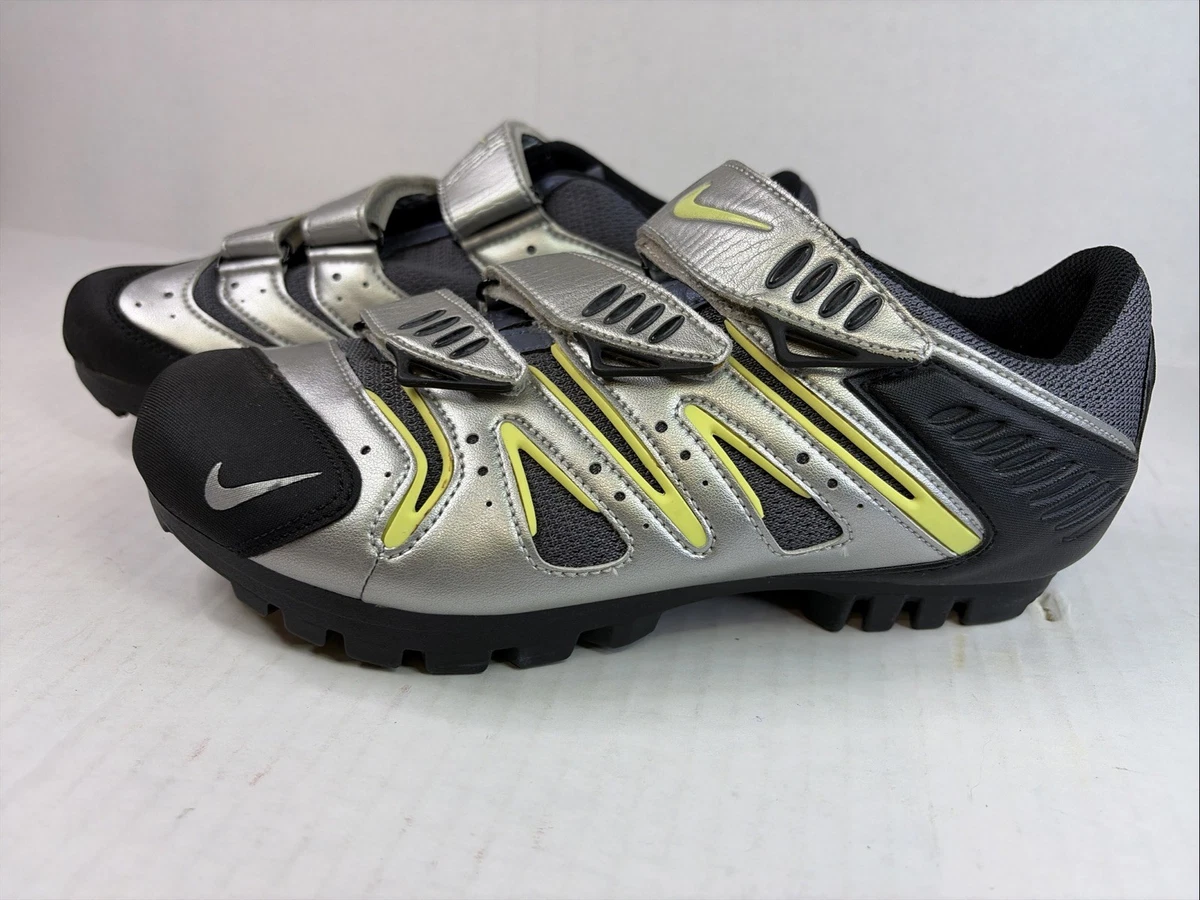 Preços baixos em Sapatos de Ciclismo de Ciclismo Nike para