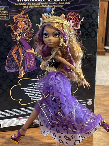 Clawdeen Wolf Monster High 13 Wishes Doll Haunt the Casbah Mattel 2012 - Picture 16 of 18