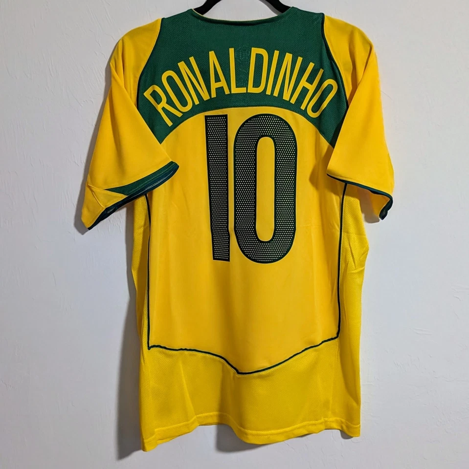 Camiseta masculina retrô Ronaldinho Brasil 2004 G - Imagem 2 de 2