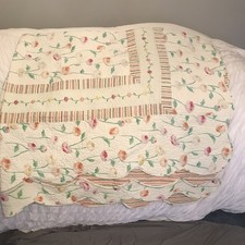 Donna Sharp Queen Size Roses Quilt 96x80  Rev...