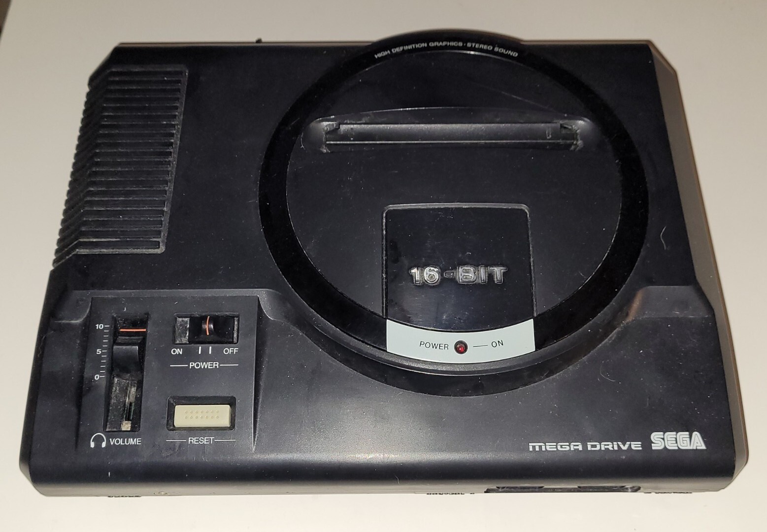 Mega Drive Sega modée trois régions langues fr us jap fonctionnelle