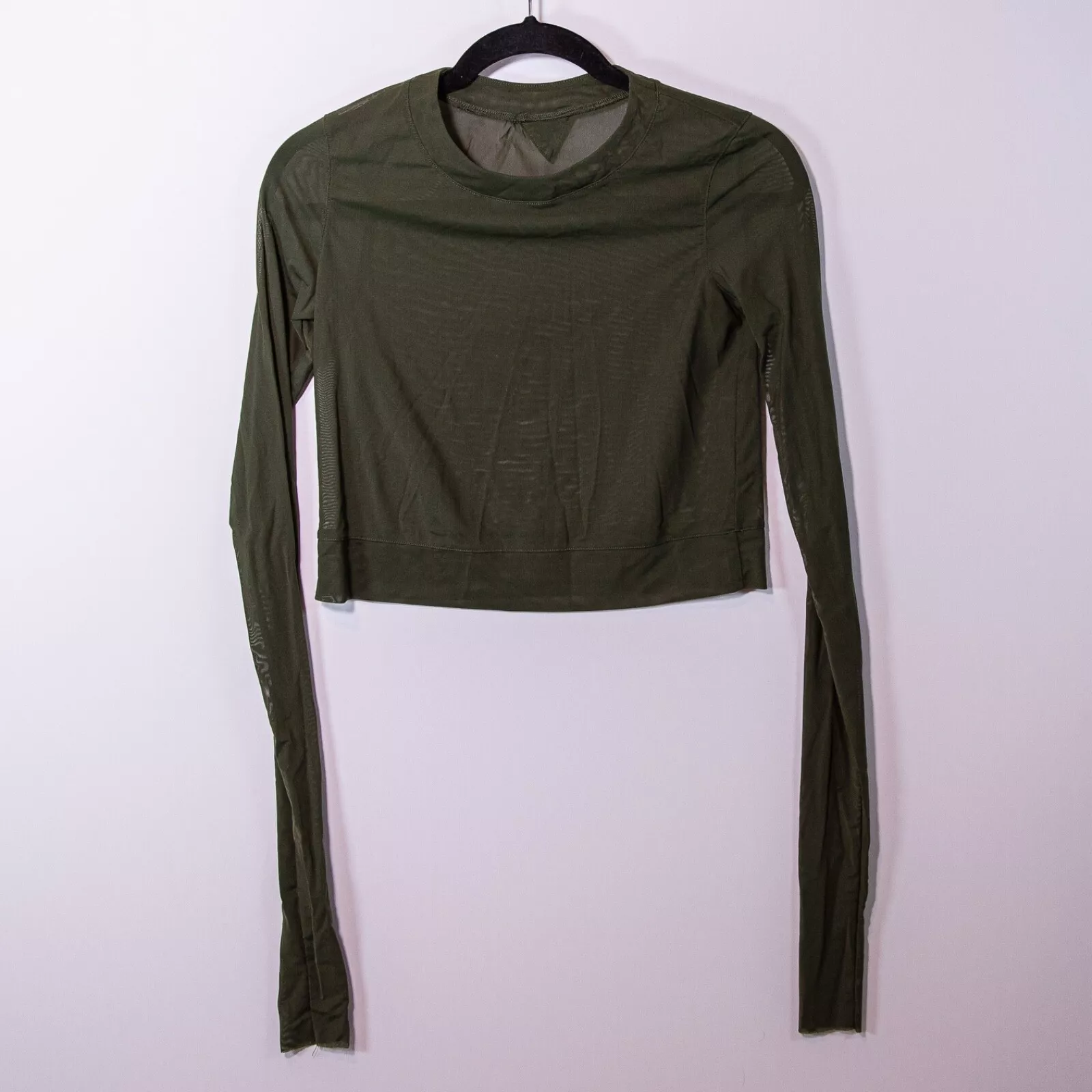 alo-yoga semi sheer mesh crew neck long sleeve shirt