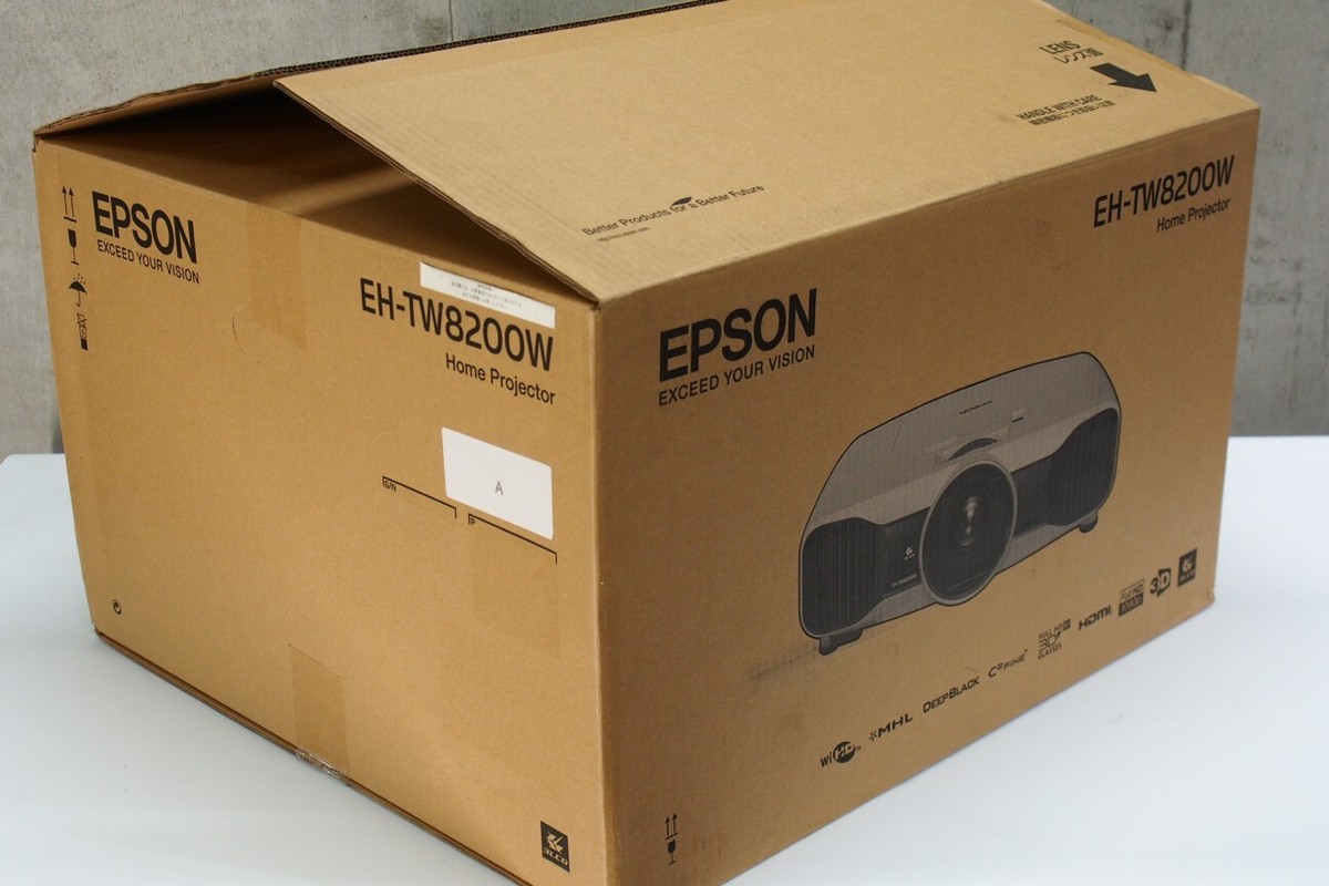 EPSON EH-TW8200W LCD Projector White first come, first served Rare one item  only
