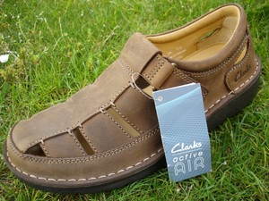 clarks active air sandals mens