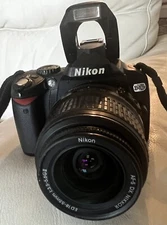 Nikon D40X 10.2MP Digital SLR Camera kit 18-55mm, 55-200mm lenses, SD, batt/chgr