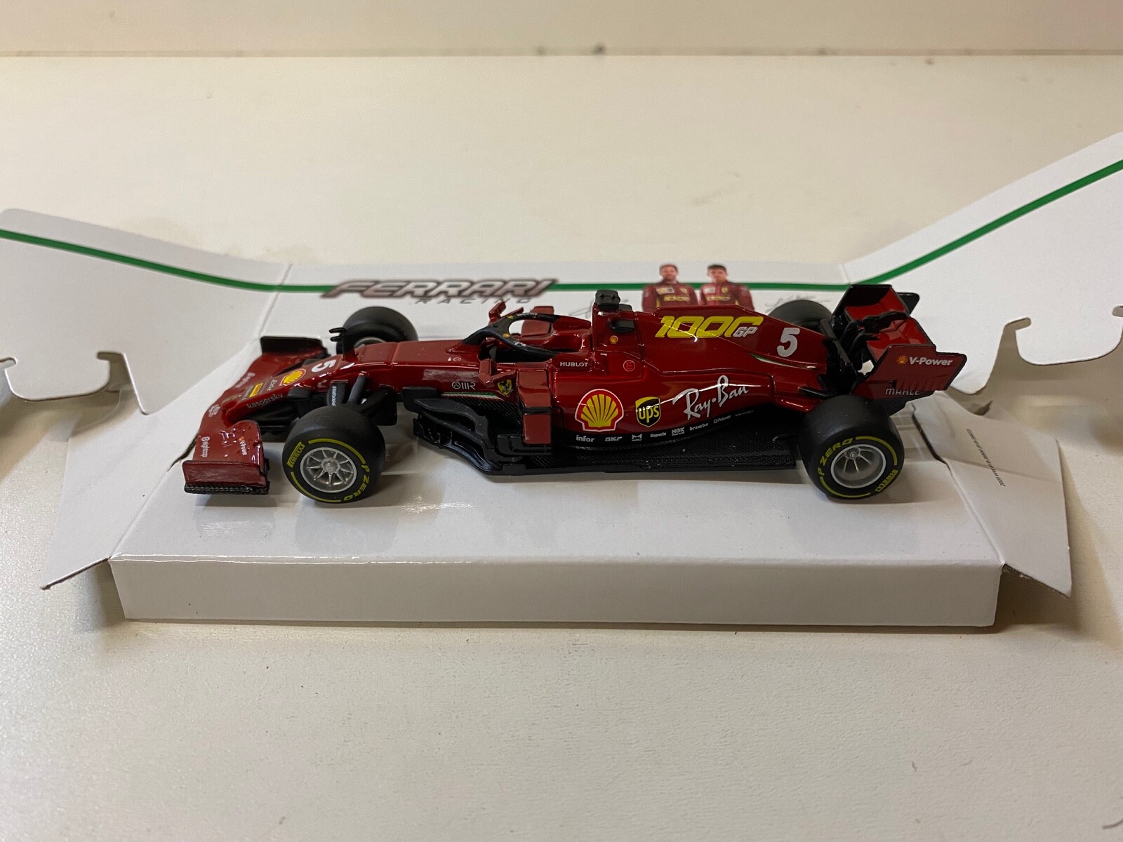 Picture 2 of 4