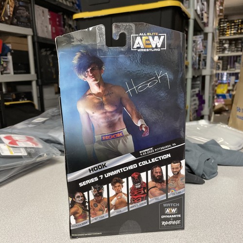 AEW Unmatched Collection HOOK 1/5,000 Chase Variant Series 7 - Picture 3 of 5