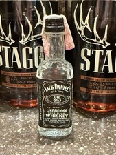 Vintage  1976 Jack Daniels Whiskey 90-Proof etichetta di carta vuota 1/10 pinta mini bottiglia