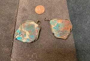 2 ethnic style Imperial Jasper pendants/$0.85 combine s/h fee (t206c-w1)
