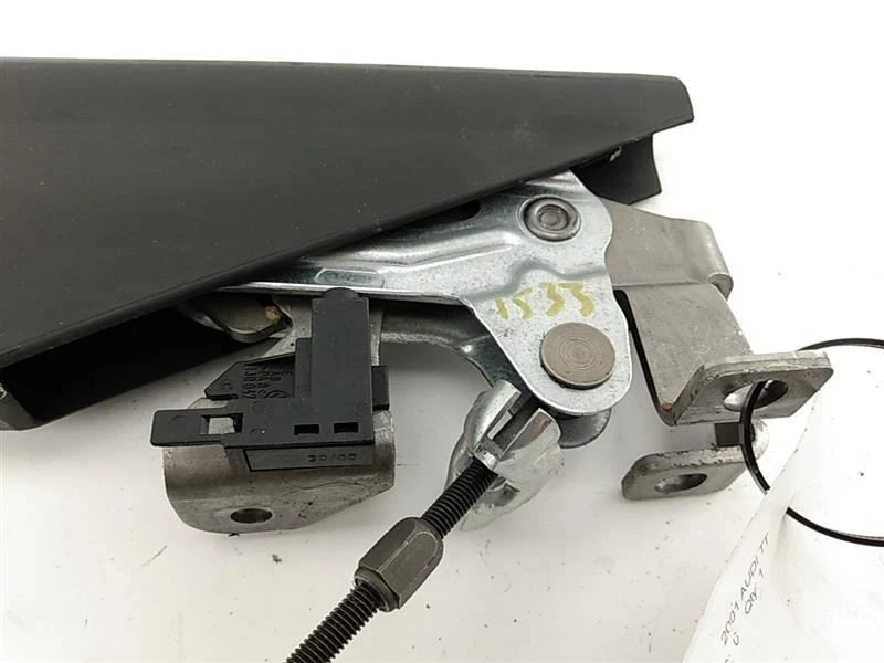 00-06 Manija de freno de estacionamiento AUDI TT MK1 Quattro negra número de pieza 1J0 947 561 Foto 3 de 4