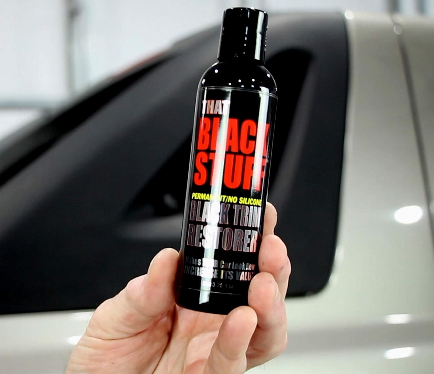 Revolutionary Black Plastic Trim Restorer - Easy Application for Instant Results