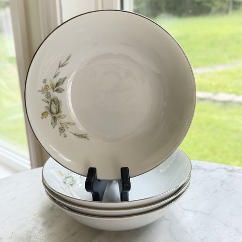 Set of 4 Vintage Wyndham Fine China "Melrose 657" Coupe Soup Bowls 7" Japan