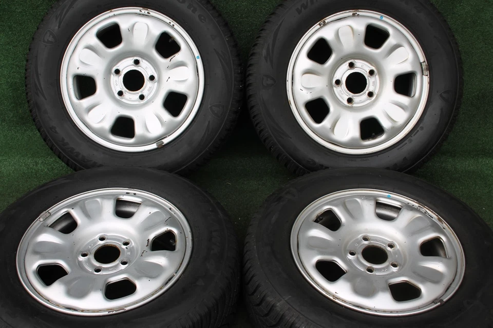 Dacia Duster I II 403002241R Winterräder 215/65 R16 98H ca.5-6,5mm DOT:20 - Bild 3 von 4