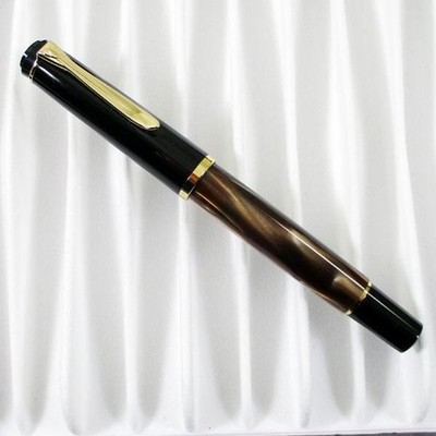 Pelikan M200 Metal Resin M Fountain Pen New