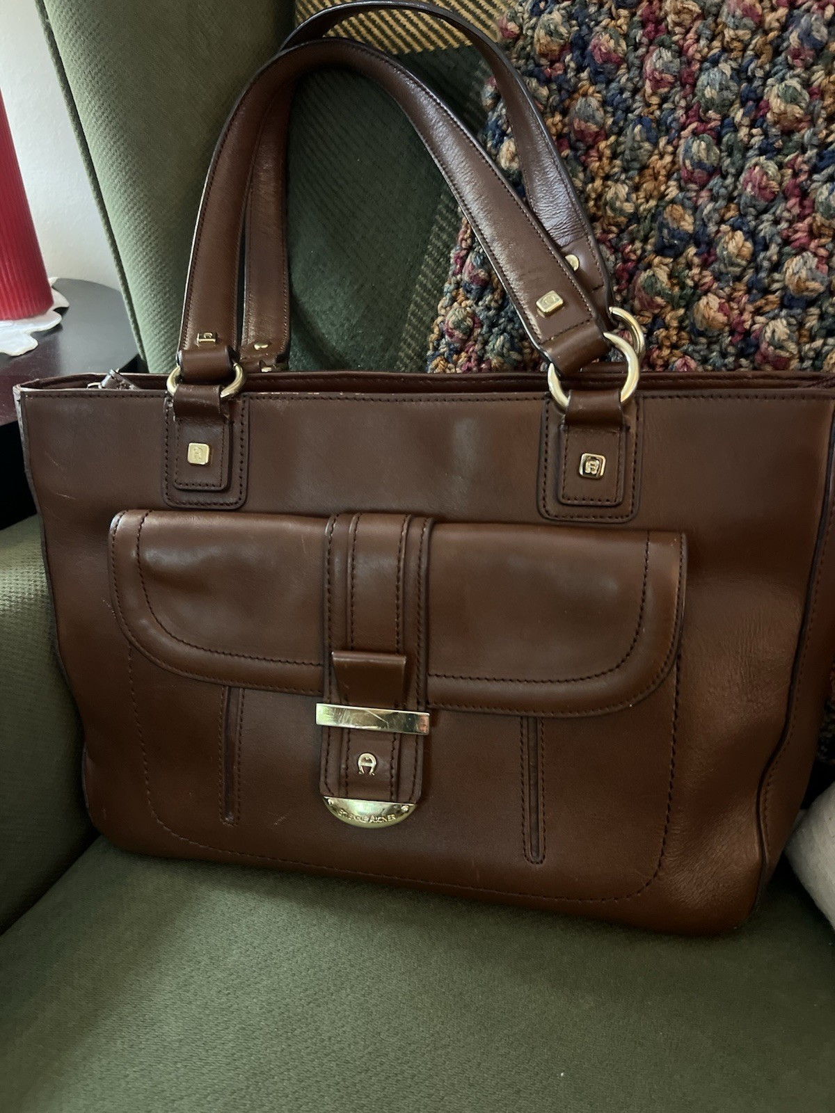 Beautiful Vintage Etienne Aigner Purse Shoulder Bag