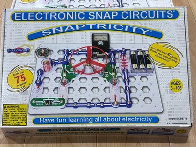 Elenco Snap Circuits Snaptricity Lot (4 Boxes, 3 Manuals + Extra Pieces) SCBE-75