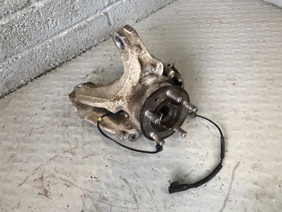 Датчик ABS в сборе передняя ступица ближняя сторона Discovery Sport L550 Land Rover L26095 - Изображение 2 из 4